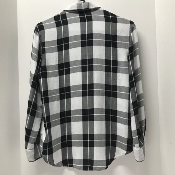 Express Black/White/Gray Plaid Button-Down Shirt - Picture 4 of 13